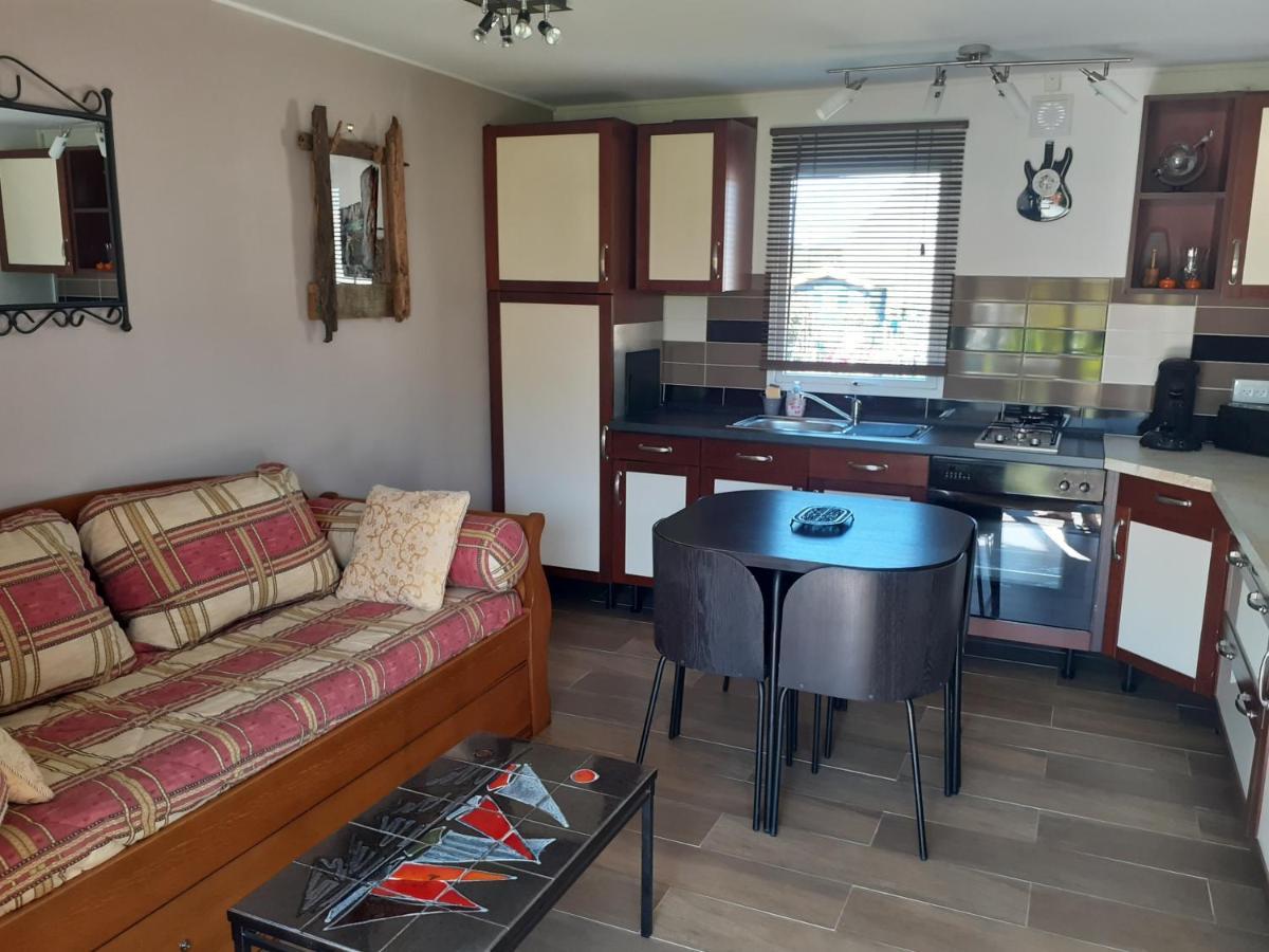 Petite Maison Chalet A 100 M De La Petite Mer De Gavres Riantec Zewnętrze zdjęcie